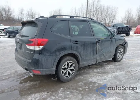 2021 Subaru Forester Premium z USA, uszkodzony, nr VIN JF2SKAFC2MH401391